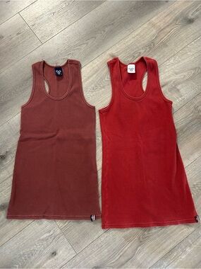 TNA Women's Ribbed Tank Tops - Red & Brown